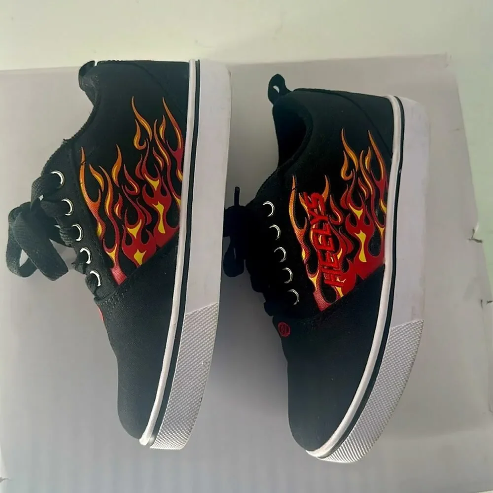 Heelys Pro 20 Black Flame Print Skate Skater Kids Shoes Sneakers Youth S2 Video